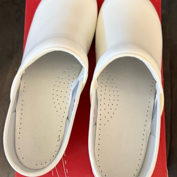 Sanita White Leather Clogs - Picture 2 of 4